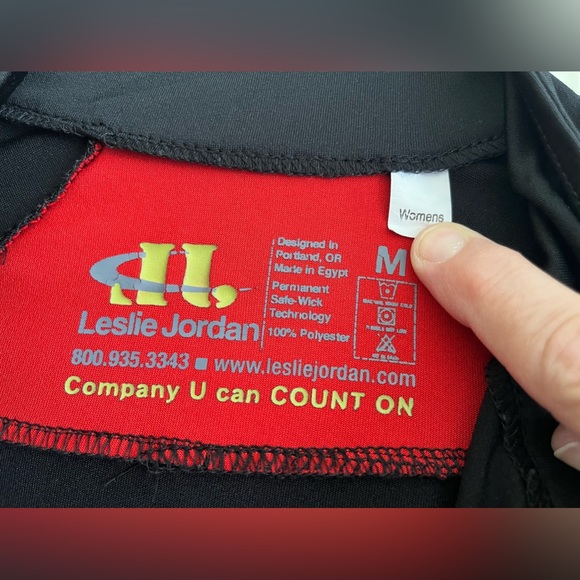 Women’s Performance Long Sleeve Running Shirt Size Medium Color Red/Black - Picture 3 of 5